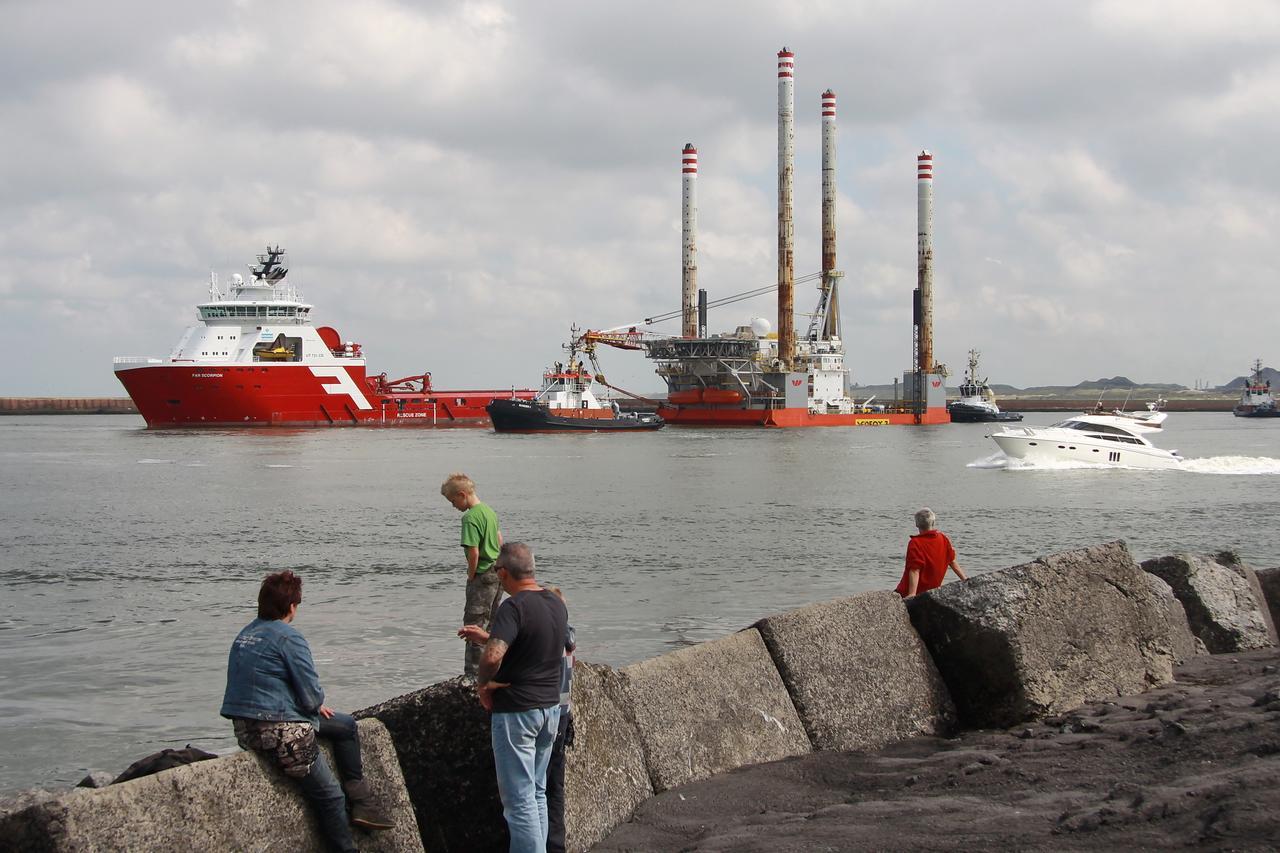 Hotel Rauw Aan De Kade IJmuiden Esterno foto