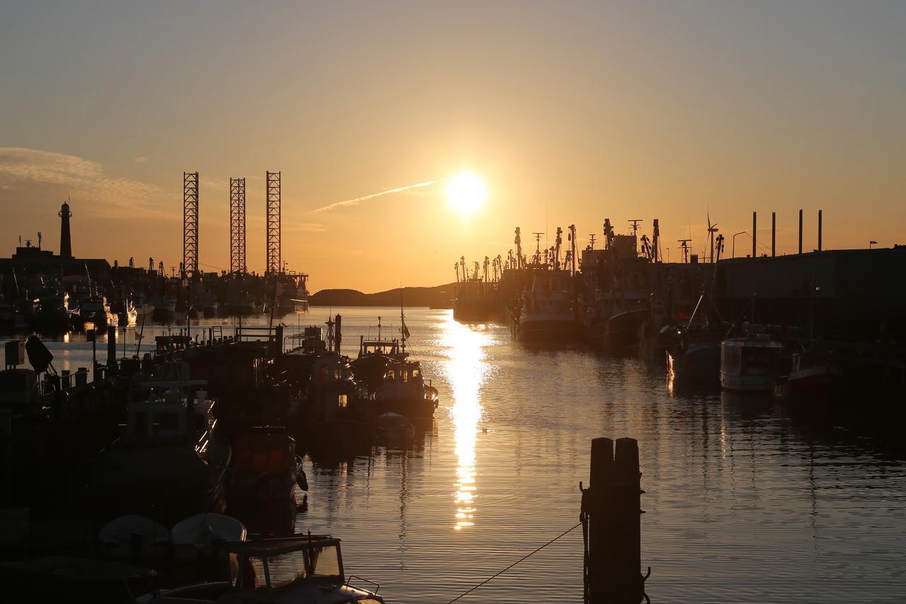 Hotel Rauw Aan De Kade IJmuiden Esterno foto