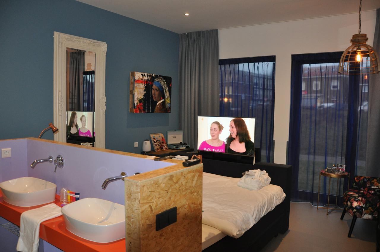Hotel Rauw Aan De Kade IJmuiden Esterno foto