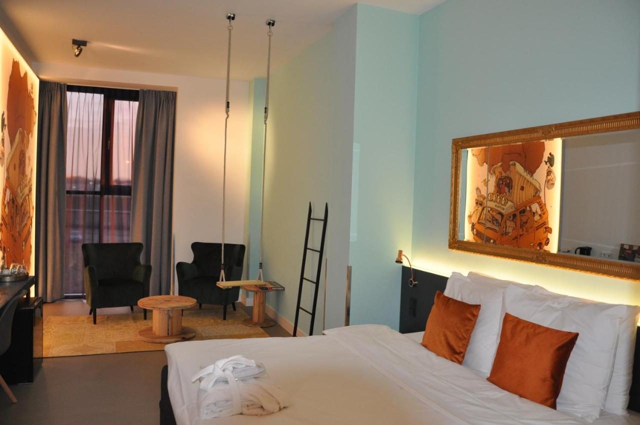 Hotel Rauw Aan De Kade IJmuiden Camera foto